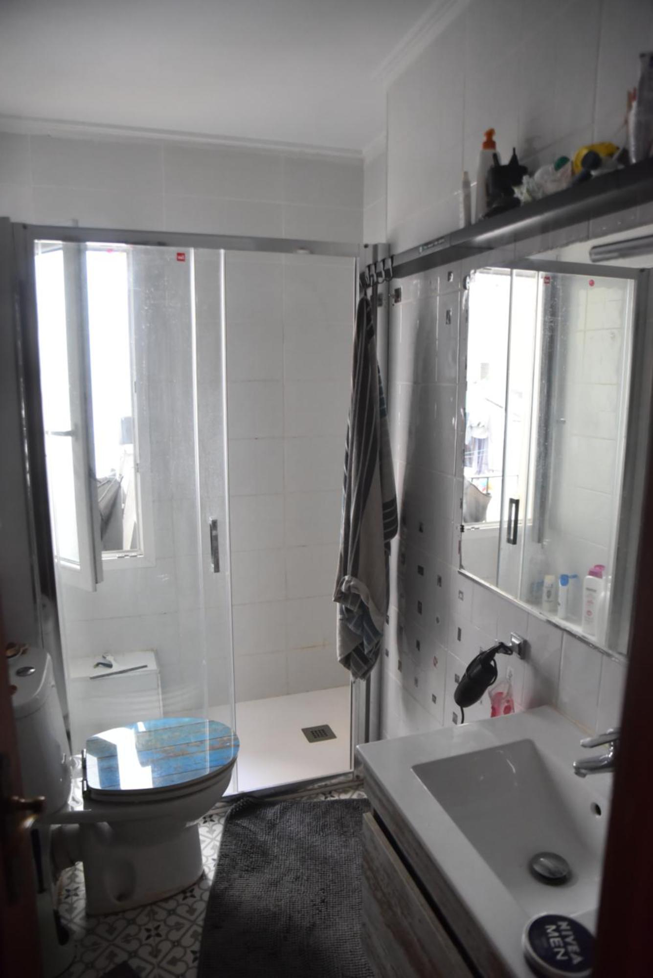 Grosses Modernes Zimmer "Silber" Fuer 2 Personen Und Katzenliebhaber Valensiya Dış mekan fotoğraf